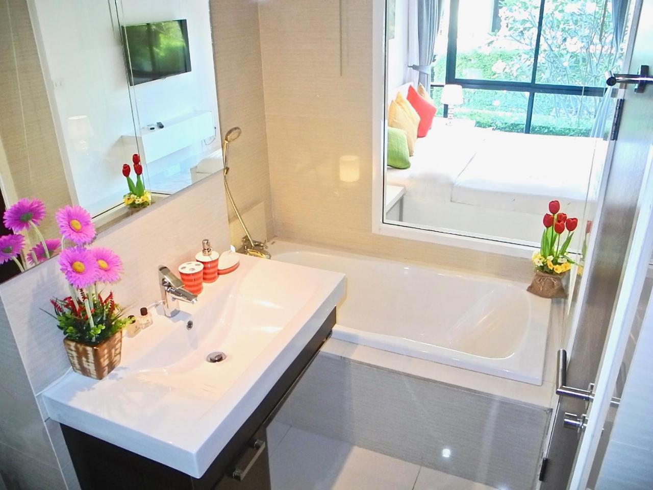 Title Rawai 2-Bedroom Apartment Pool View 외부 사진